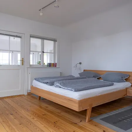 Am Schlabornsee ラインスベルク